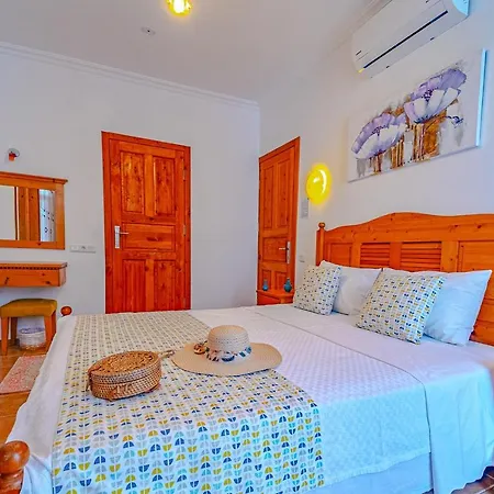 Turkuaz Pansiyon Kalkan Exterior photo